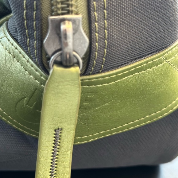 Nike green gym bag - Picture 2 of 8